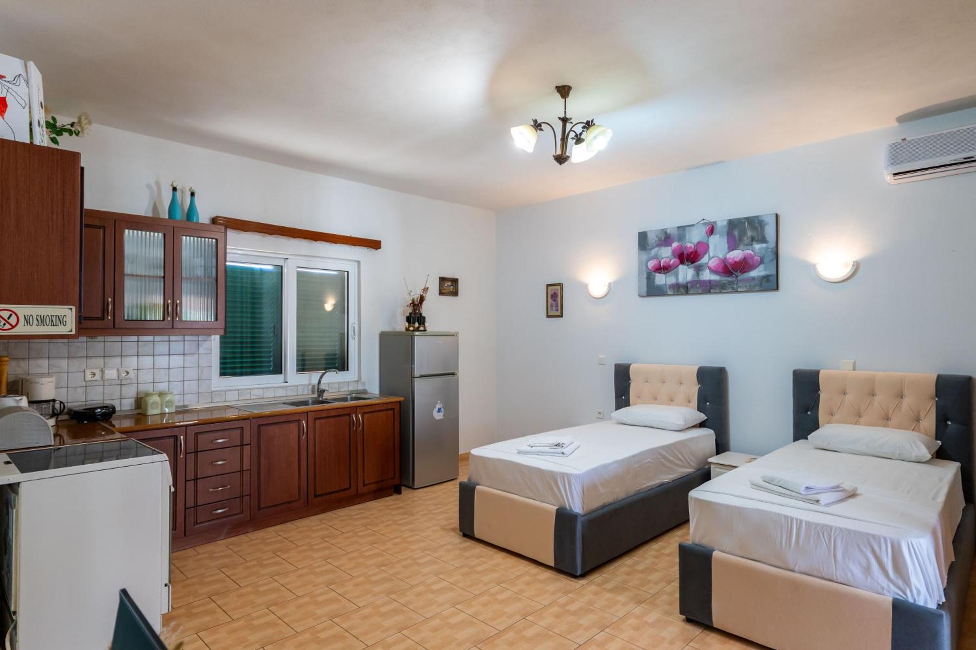 Cozy Apartments Downtown Ksamil Exterior photo