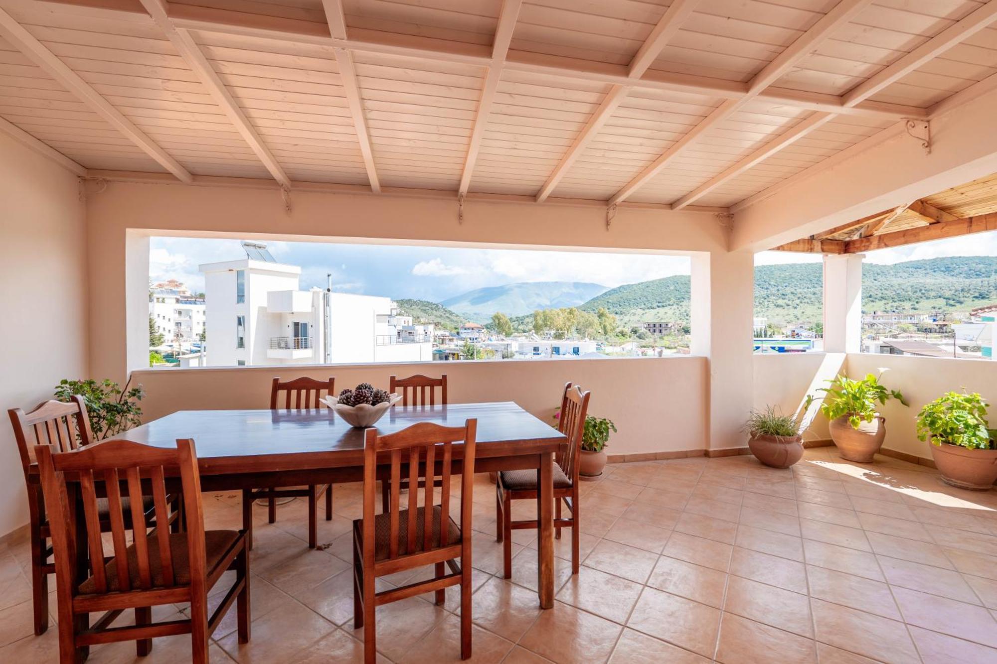 Cozy Apartments Downtown Ksamil Exterior photo