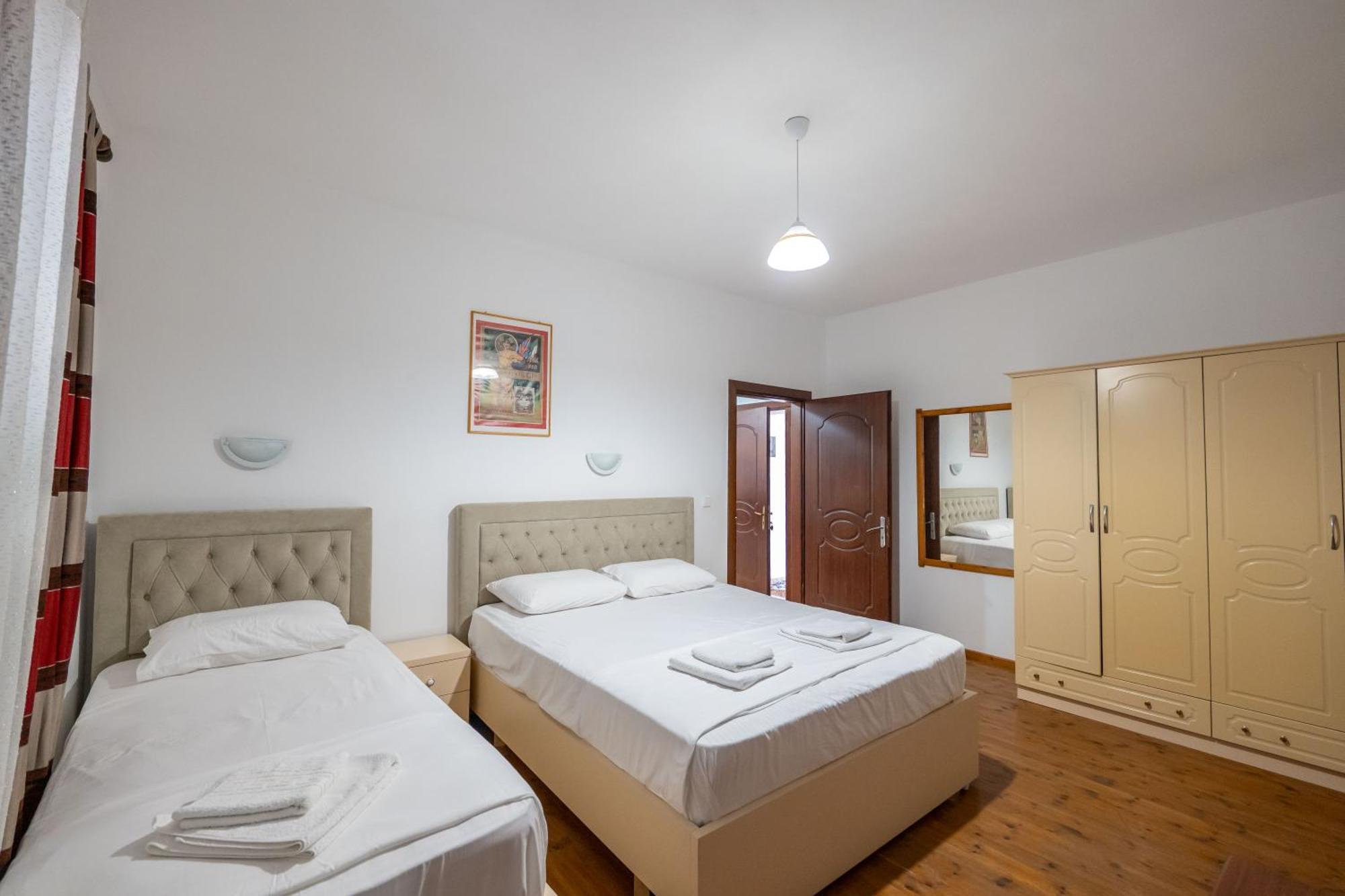Cozy Apartments Downtown Ksamil Exterior photo