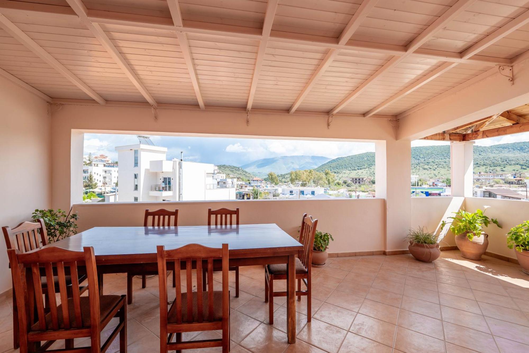 Cozy Apartments Downtown Ksamil Exterior photo